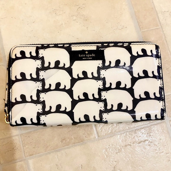 kate spade Handbags - Kate Spade Daycation Neda Wallet Polar Bear